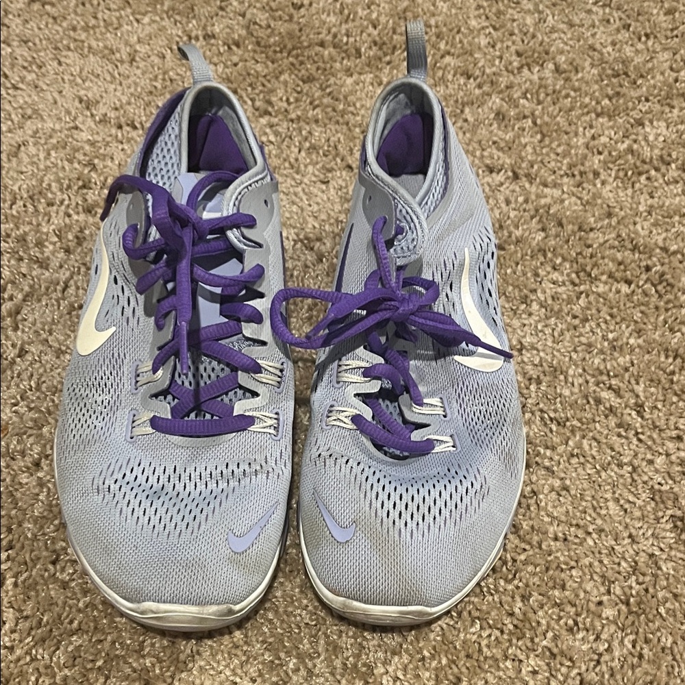 Nike Women's Athletic Shoes in Purple and Gray